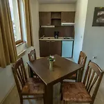 Banderitsa 1 Apartment *